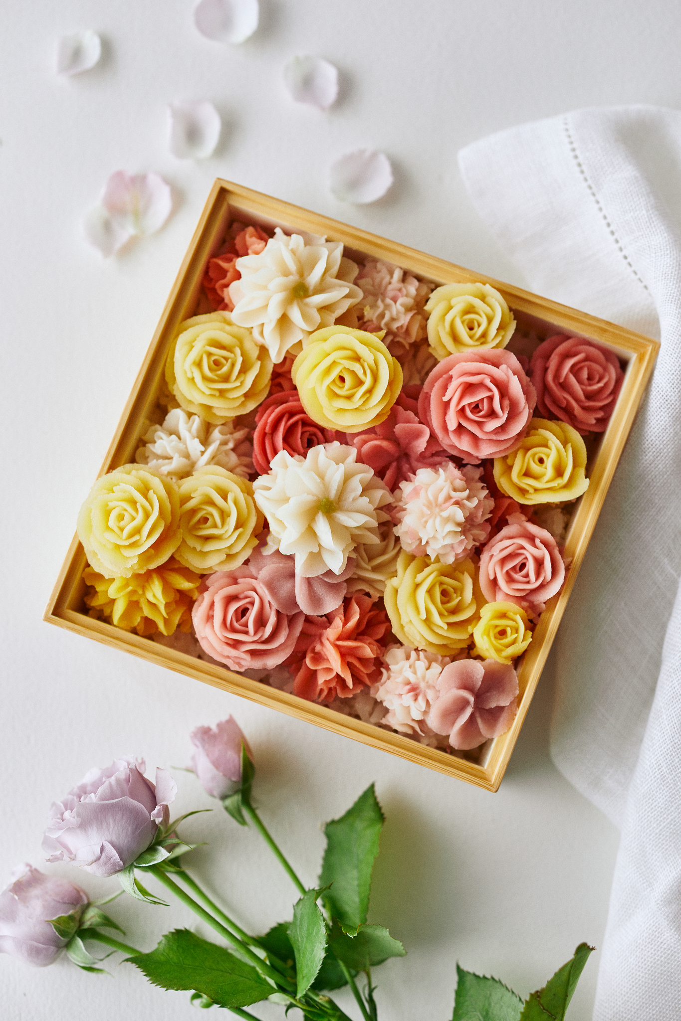 書籍『あんこのお花練習帖』カテゴリー別１位を獲得しました！